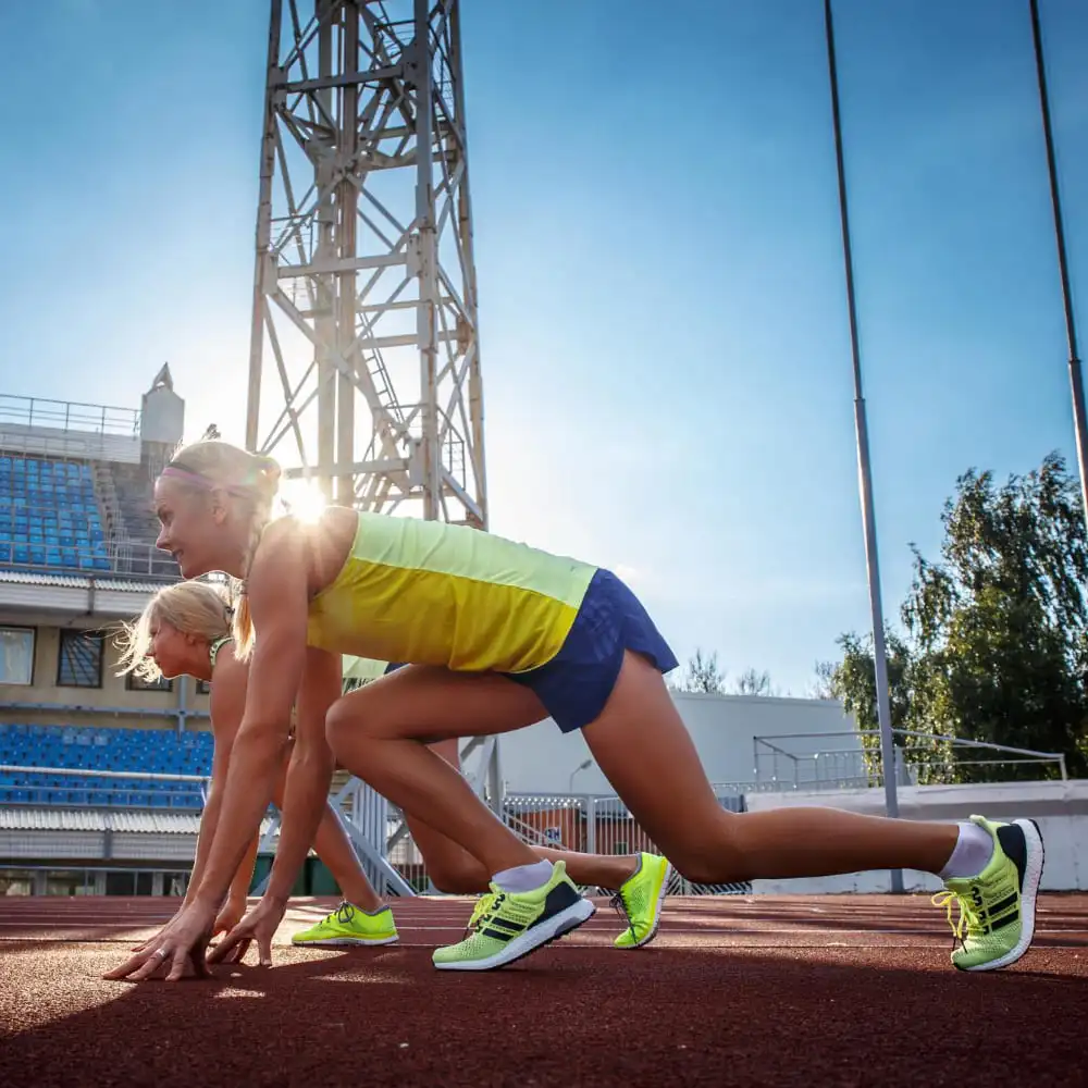 atletičarke mentalno spremne da krenu u trku